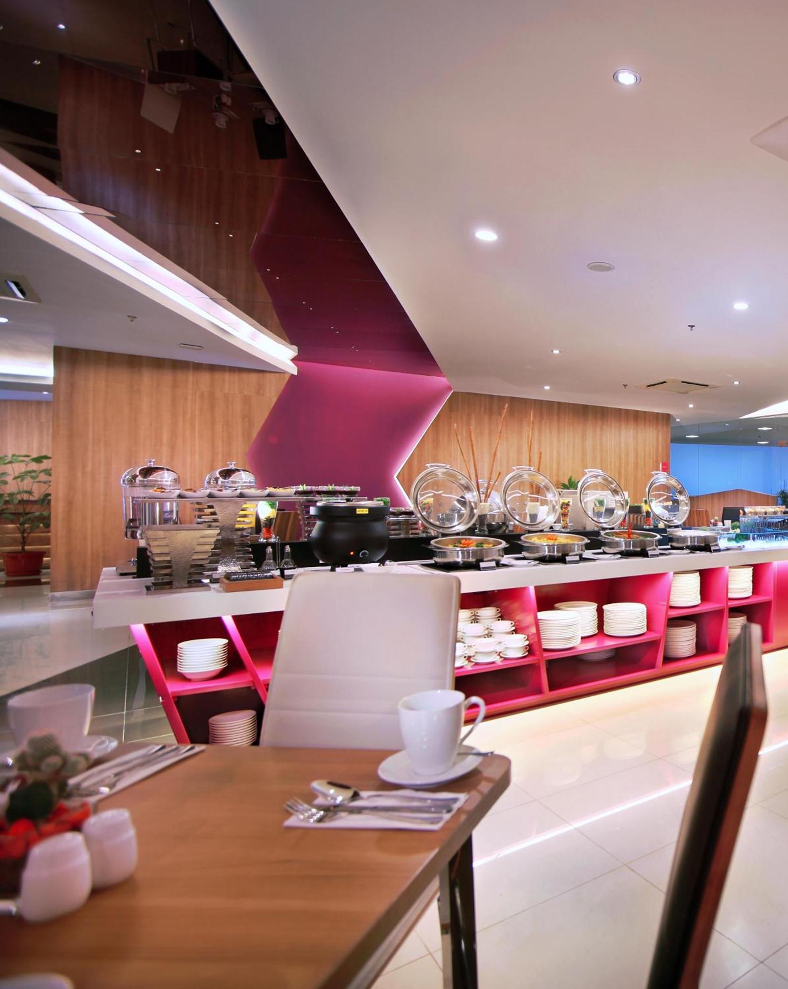 Favehotel Ltc Glodok Jakarta Eksteriør billede