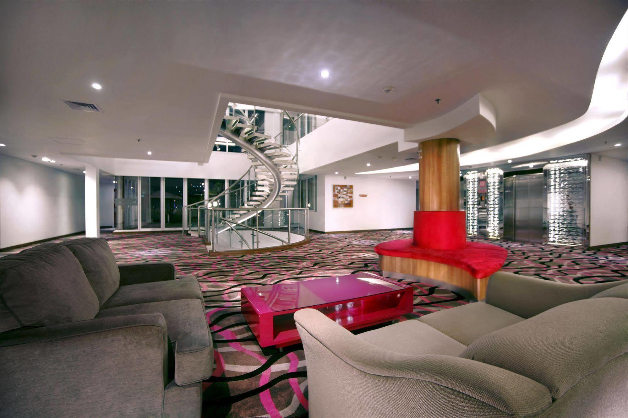 Favehotel Ltc Glodok Jakarta Eksteriør billede